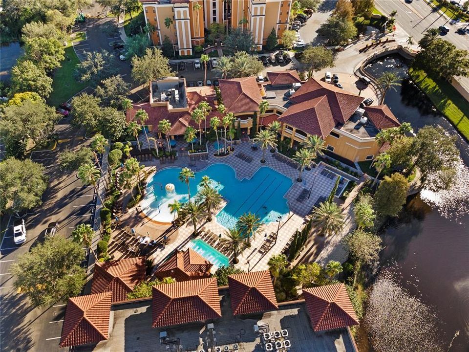 Под контрактом: $159,900 (2 спален, 2 ванн, 957 Квадратных фут)