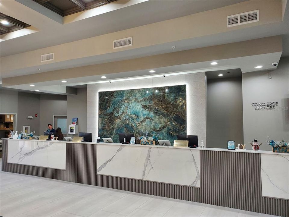 Под контрактом: $159,900 (2 спален, 2 ванн, 957 Квадратных фут)