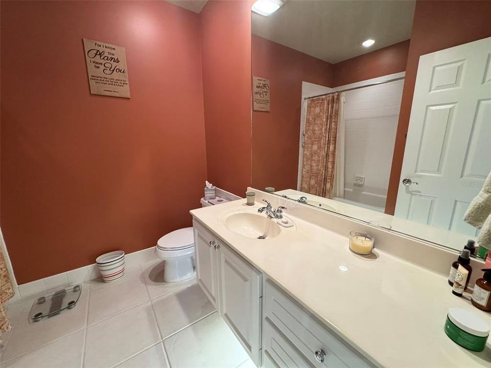 Active With Contract: $4,500 (3 beds, 2 baths, 1672 Square Feet)