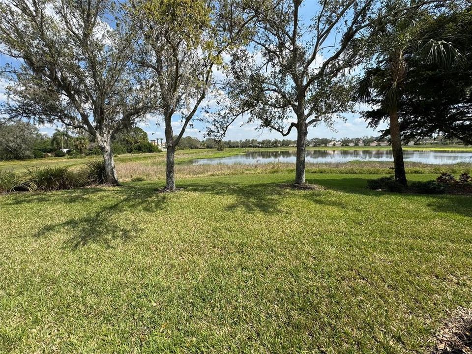 Active With Contract: $4,500 (3 beds, 2 baths, 1672 Square Feet)