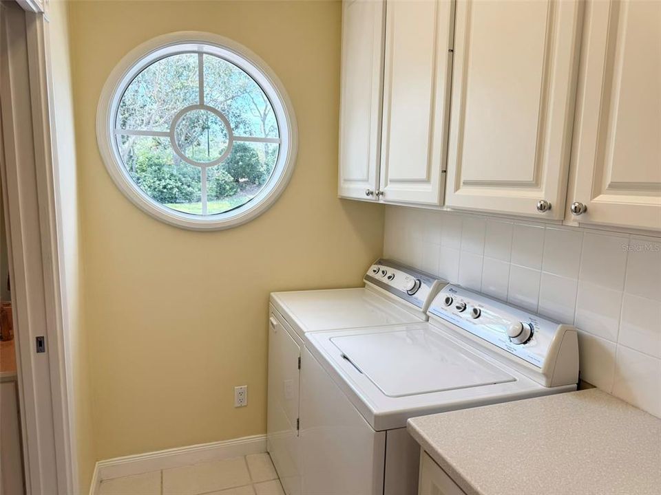 Active With Contract: $4,500 (3 beds, 2 baths, 1672 Square Feet)