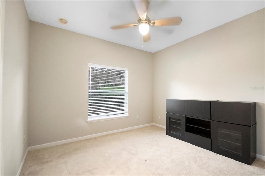 En Venta: $699,900 (3 camas, 3 baños, 2907 Pies cuadrados)