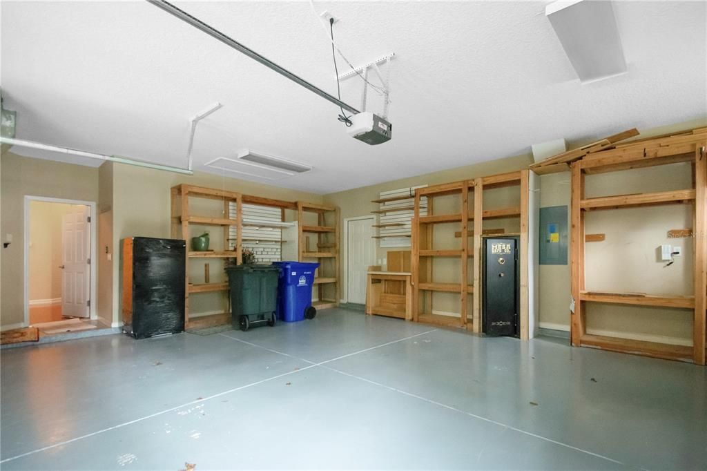 En Venta: $699,900 (3 camas, 3 baños, 2907 Pies cuadrados)