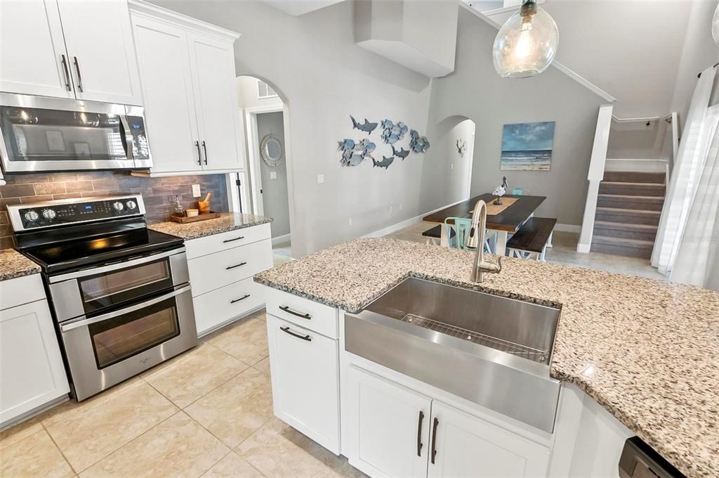 待售: $1,350,000 (4 贝兹, 4 浴室, 2918 平方英尺)