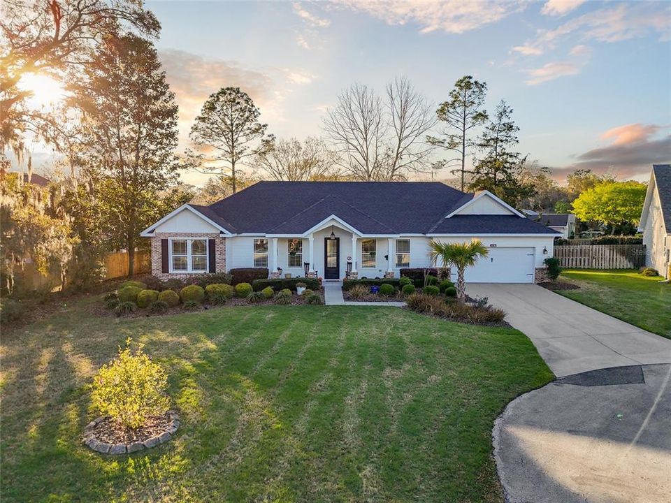 Recently Sold: $583,500 (4 beds, 3 baths, 2664 Square Feet)