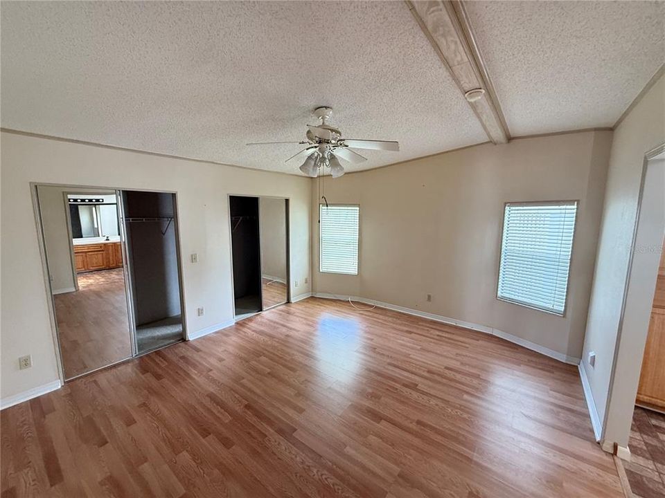 En Venta: $199,000 (2 camas, 2 baños, 1352 Pies cuadrados)