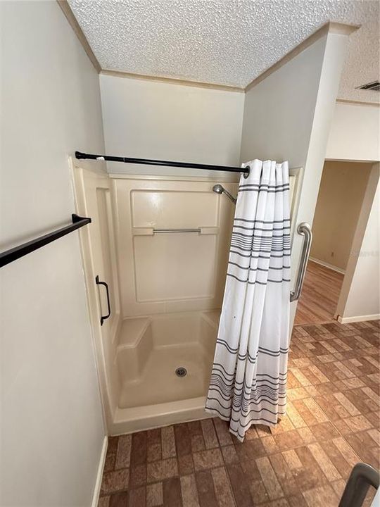 En Venta: $199,000 (2 camas, 2 baños, 1352 Pies cuadrados)