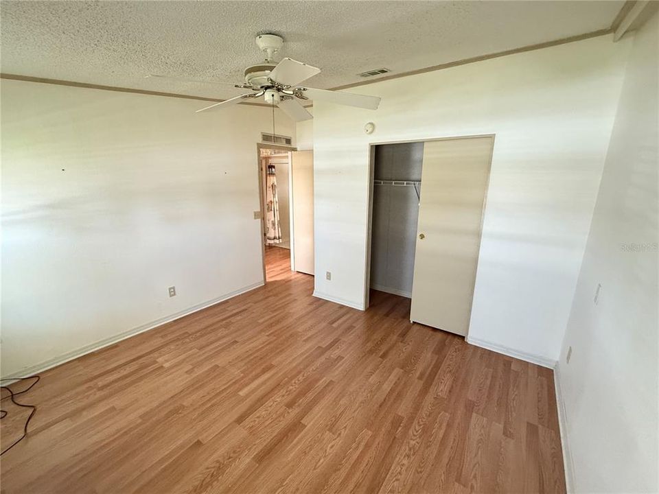 En Venta: $199,000 (2 camas, 2 baños, 1352 Pies cuadrados)