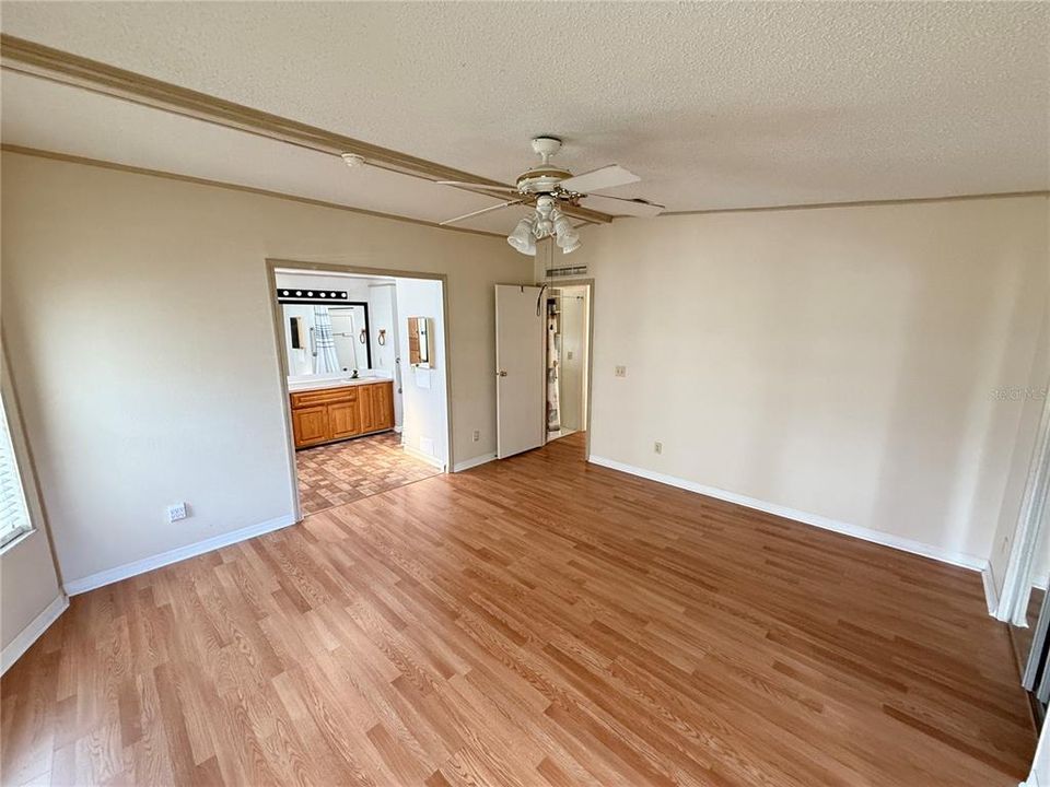 En Venta: $199,000 (2 camas, 2 baños, 1352 Pies cuadrados)