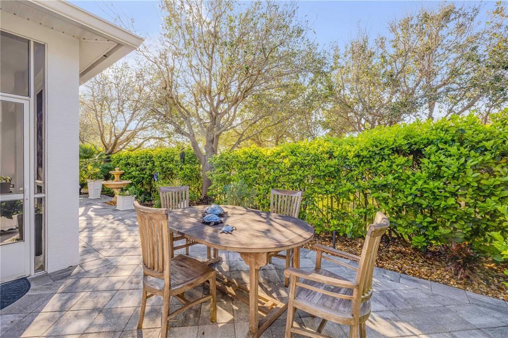 待售: $936,900 (3 贝兹, 2 浴室, 2232 平方英尺)