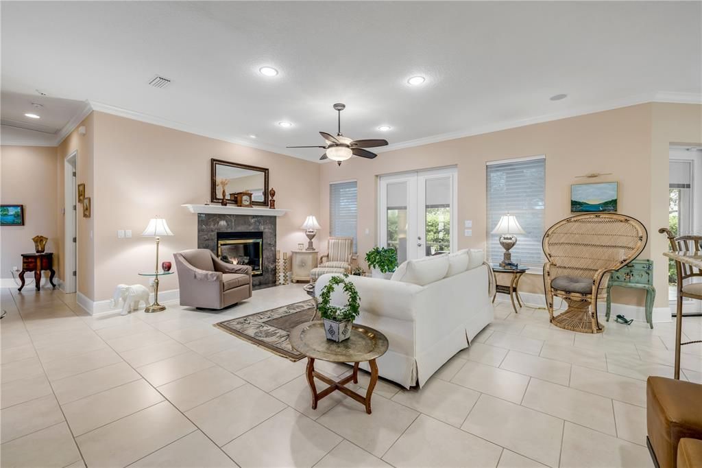 待售: $936,900 (3 贝兹, 2 浴室, 2232 平方英尺)