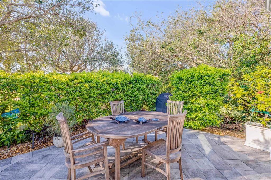 待售: $936,900 (3 贝兹, 2 浴室, 2232 平方英尺)