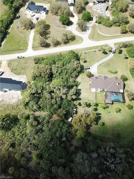 待售: $160,000 (3.11 acres)