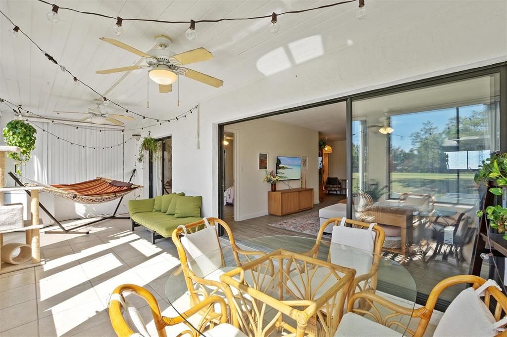 For Sale: $159,900 (2 beds, 2 baths, 1280 Square Feet)