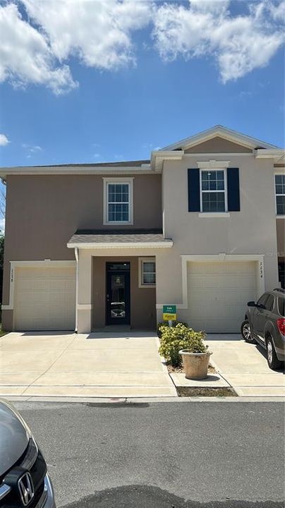 For Rent: $2,400 (3 beds, 2 baths, 1758 Square Feet)