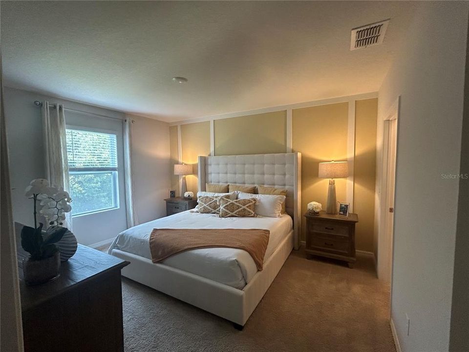 For Rent: $2,400 (3 beds, 2 baths, 1758 Square Feet)