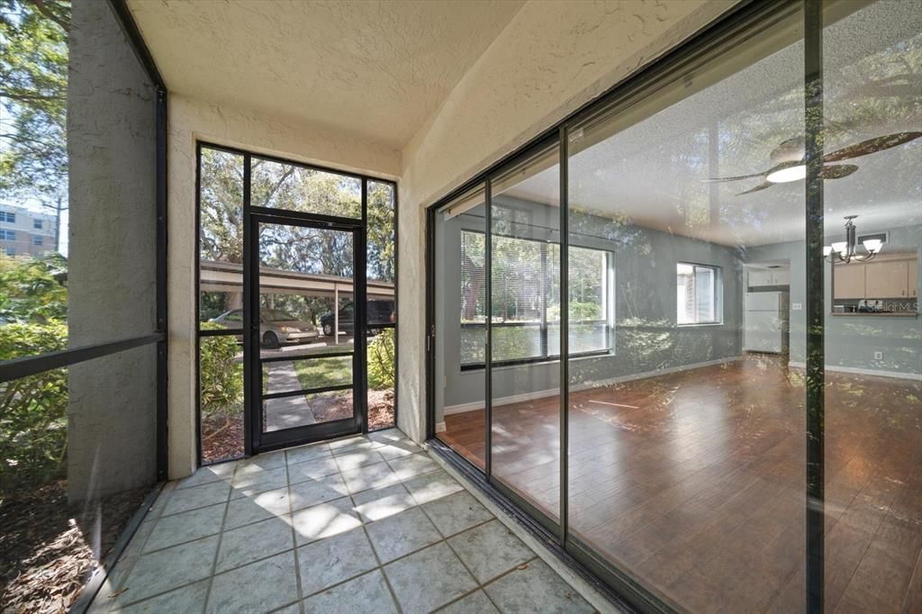 待售: $245,000 (3 贝兹, 2 浴室, 1570 平方英尺)