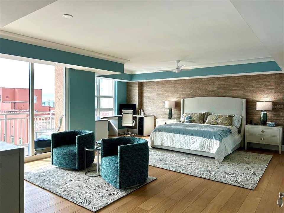 出租: $12,500 (2 贝兹, 2 浴室, 2288 平方英尺)