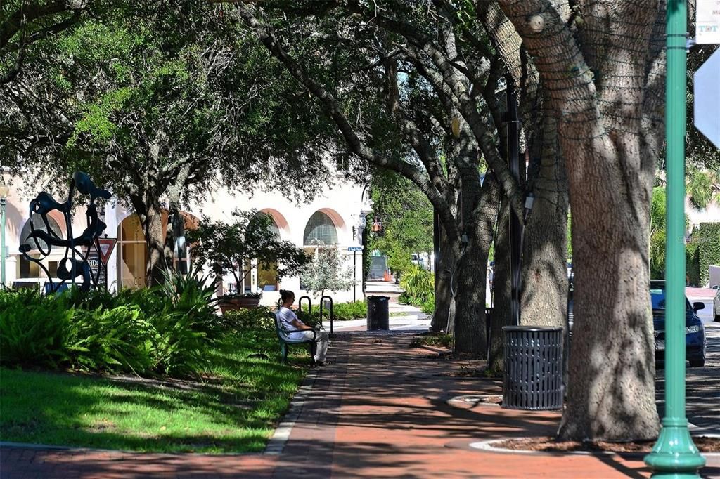 出租: $12,500 (2 贝兹, 2 浴室, 2288 平方英尺)