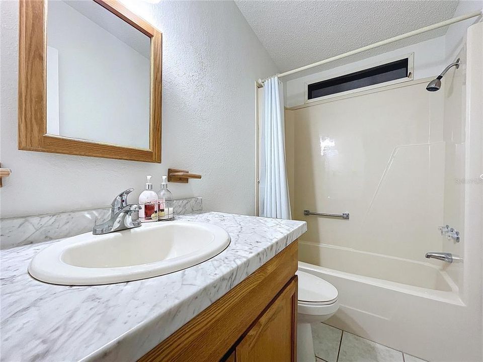 Active With Contract: $119,000 (2 beds, 2 baths, 1128 Square Feet)