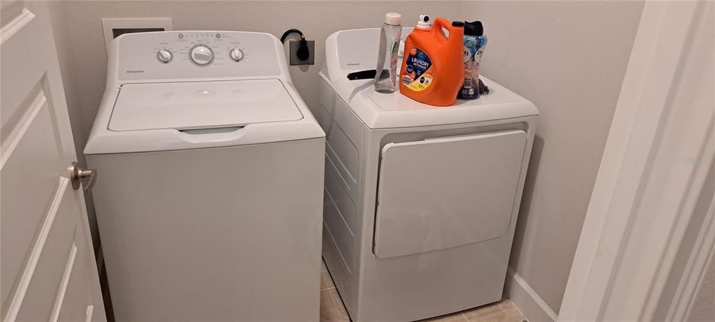 For Sale: $297,990 (3 beds, 2 baths, 1529 Square Feet)