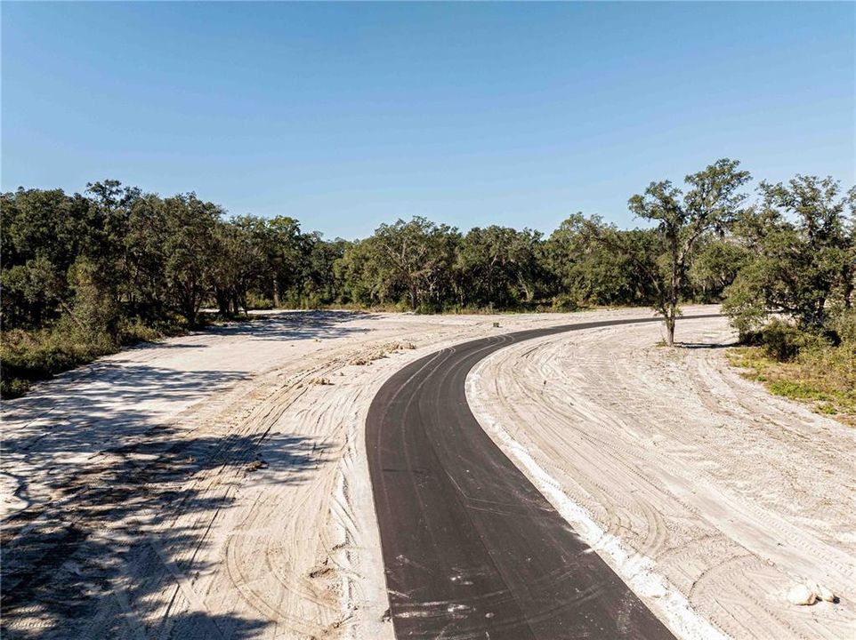 待售: $237,100 (5.60 acres)