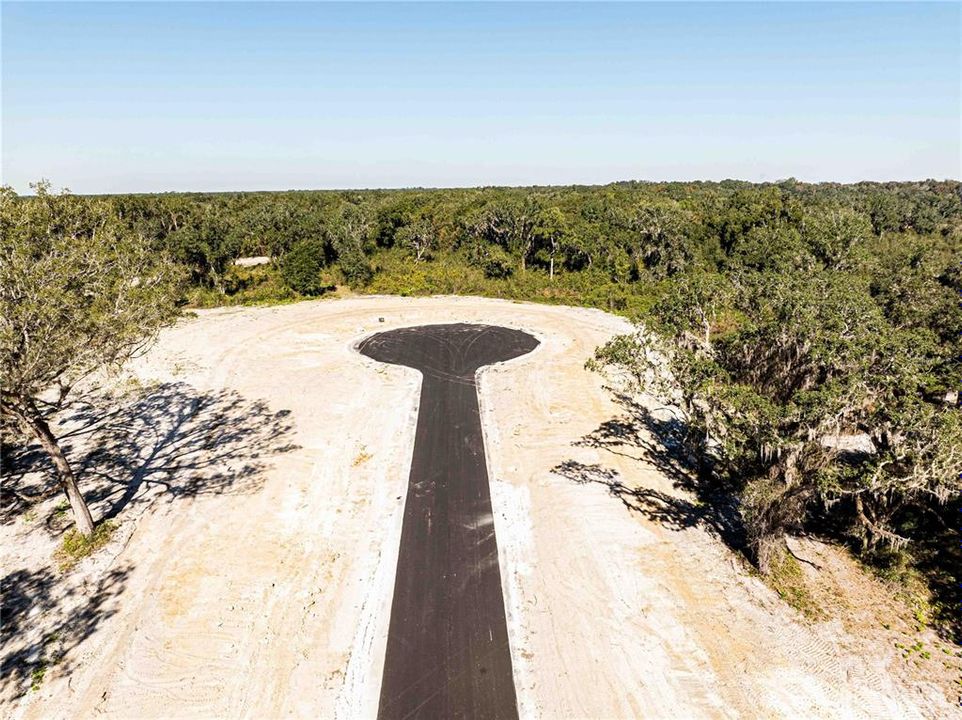 待售: $237,100 (5.60 acres)