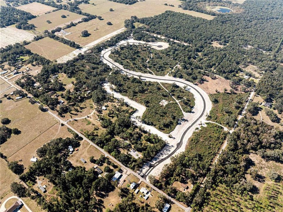 待售: $237,100 (5.60 acres)