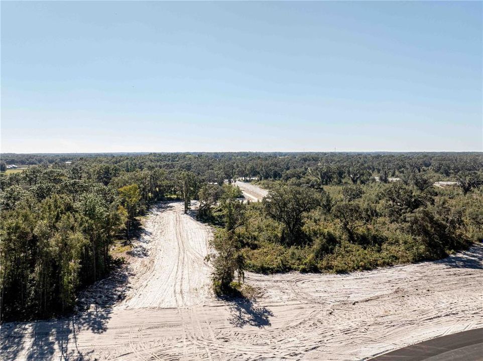 待售: $237,100 (5.60 acres)