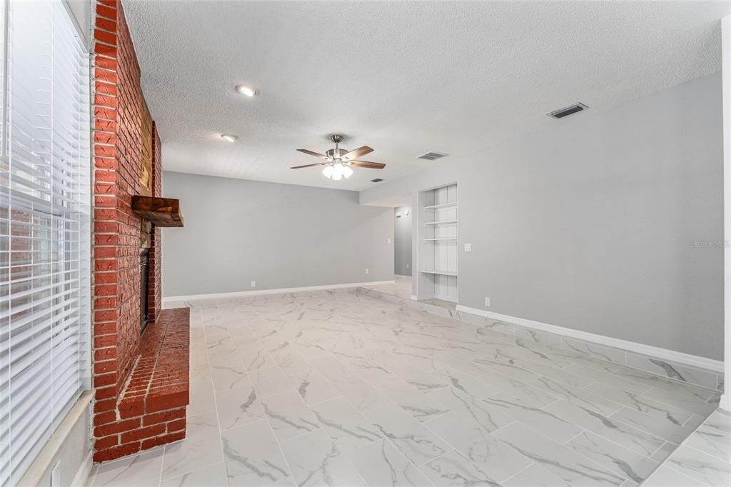 На продажу: $389,000 (3 спален, 2 ванн, 2240 Квадратных фут)