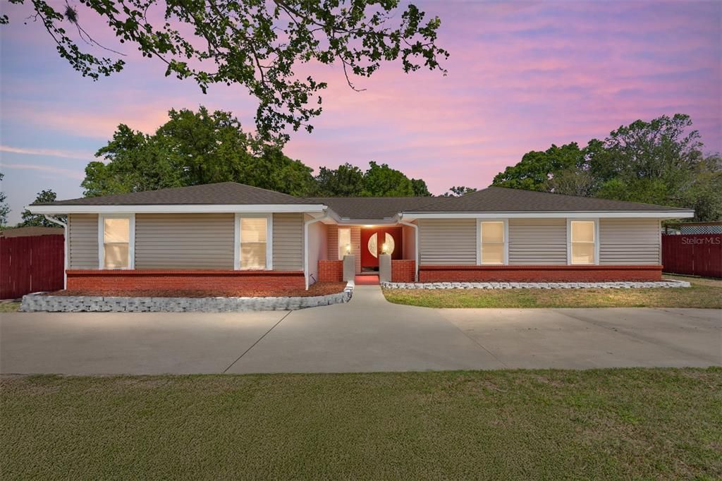 На продажу: $389,000 (3 спален, 2 ванн, 2240 Квадратных фут)