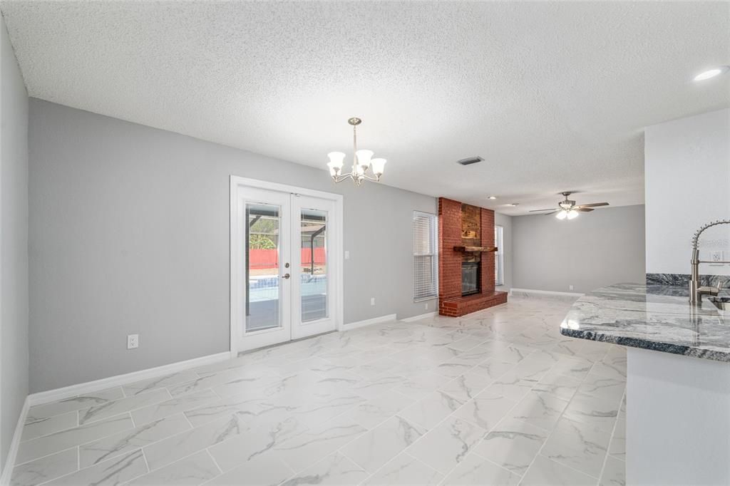 На продажу: $389,000 (3 спален, 2 ванн, 2240 Квадратных фут)