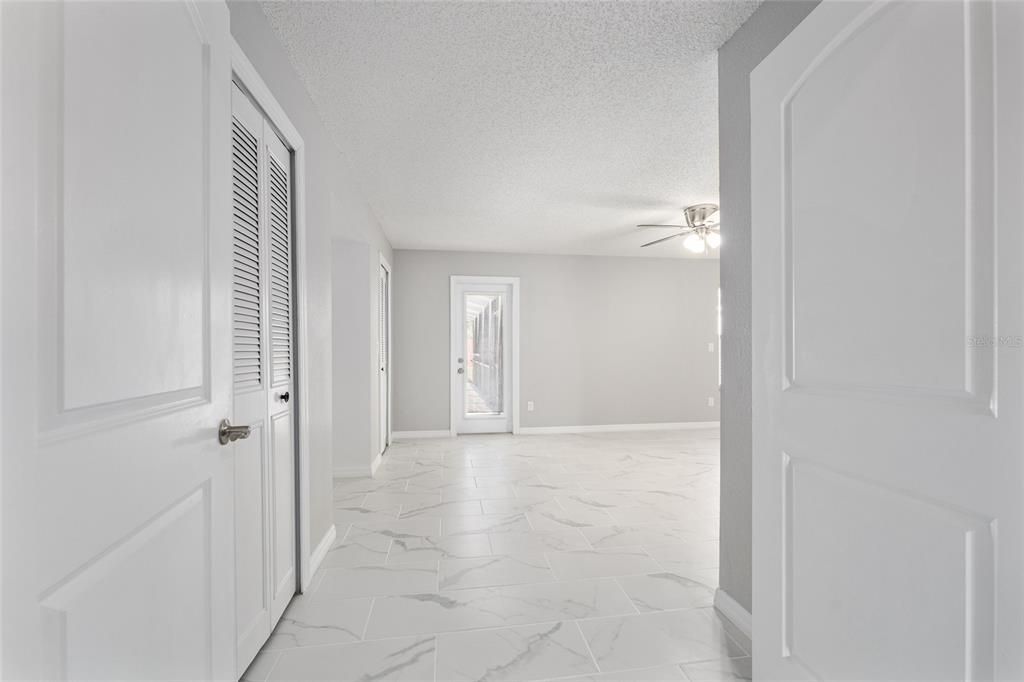 На продажу: $389,000 (3 спален, 2 ванн, 2240 Квадратных фут)