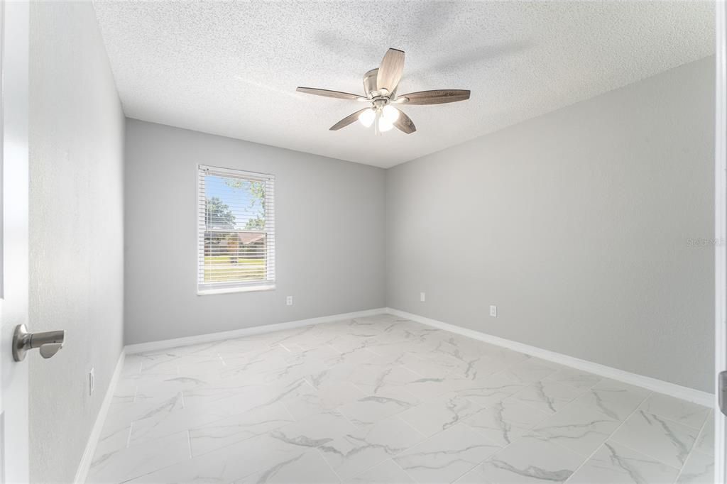 На продажу: $389,000 (3 спален, 2 ванн, 2240 Квадратных фут)