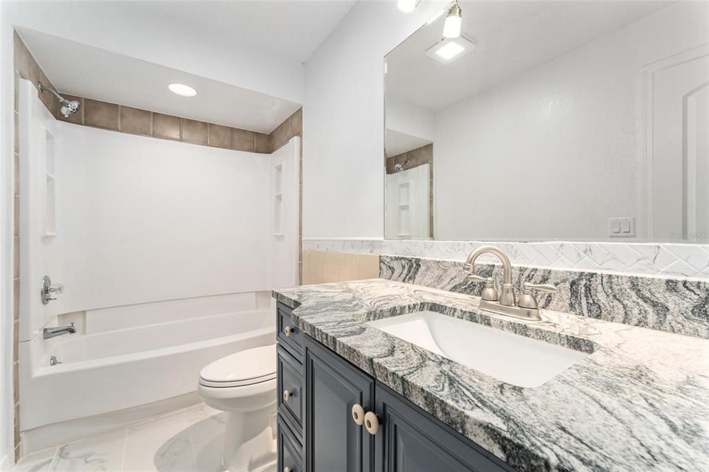 На продажу: $389,000 (3 спален, 2 ванн, 2240 Квадратных фут)