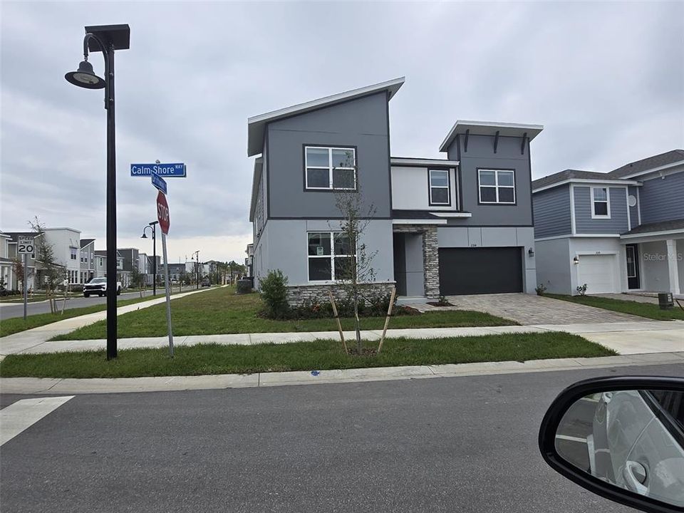 Recently Sold: $912,243 (9 beds, 6 baths, 4363 Square Feet)