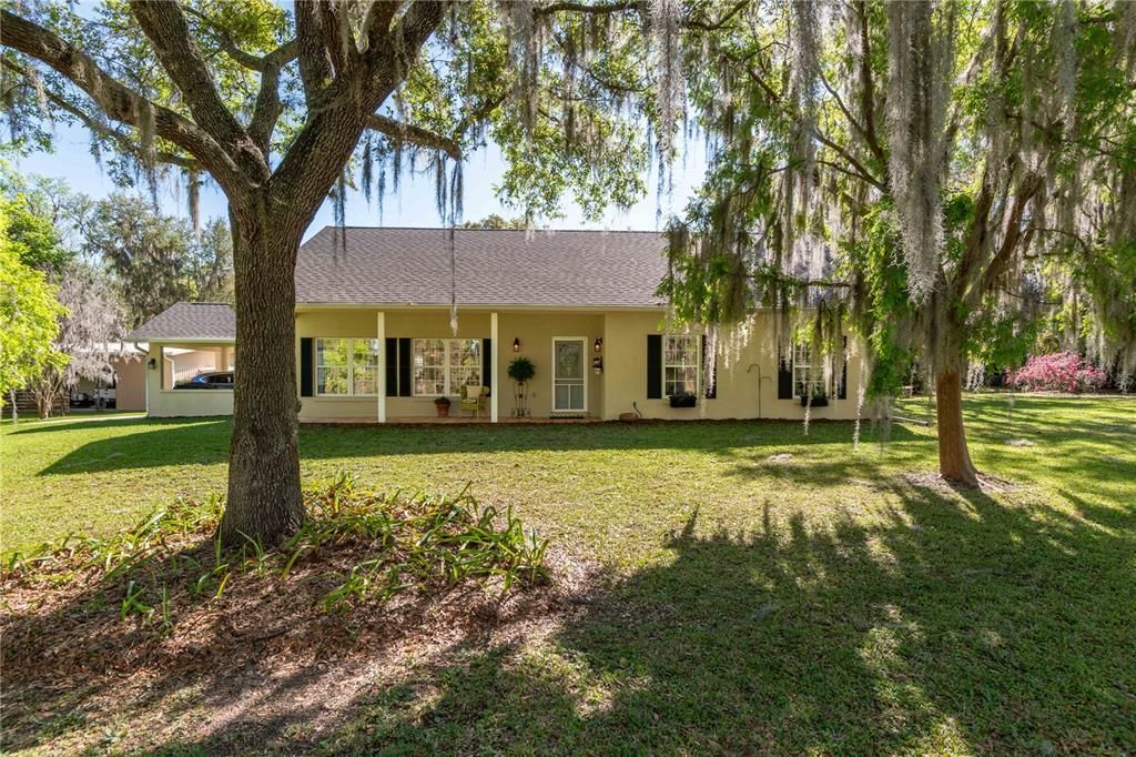 最近售出: $715,000 (3 贝兹, 2 浴室, 1798 平方英尺)