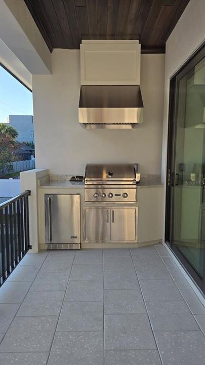 Activo con contrato: $2,349,000 (5 camas, 5 baños, 3780 Pies cuadrados)