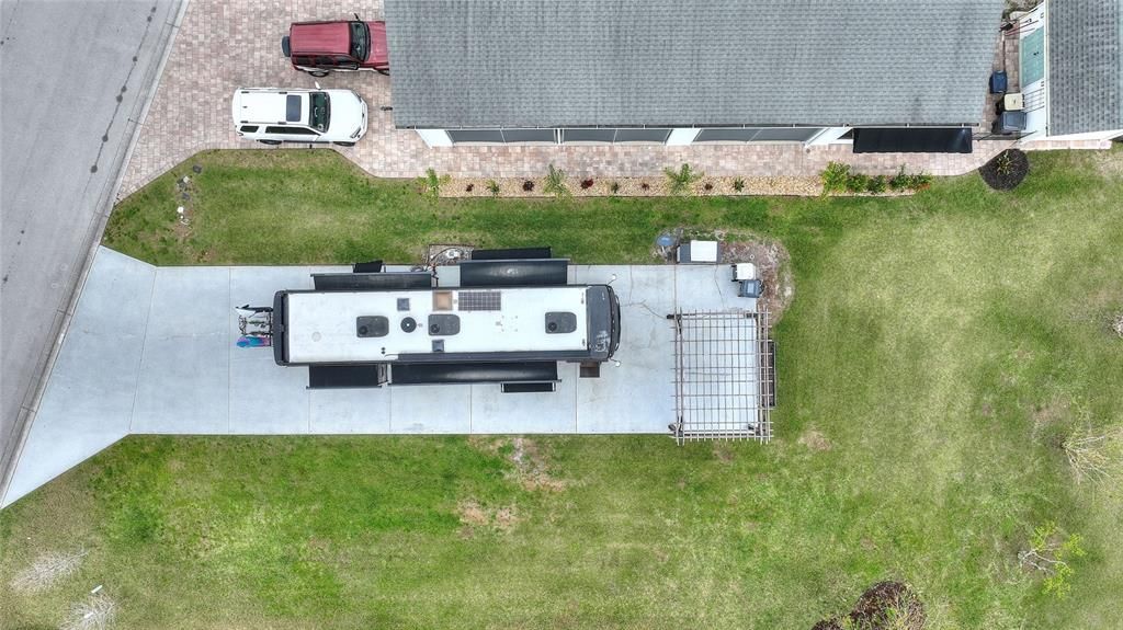 На продажу: $110,000 (0.16 acres)