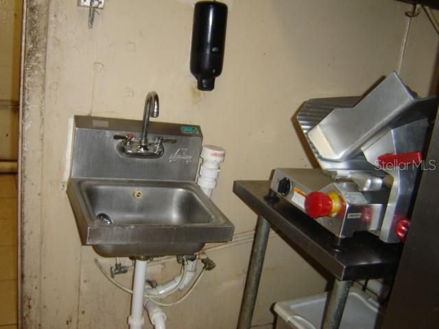 待售: $29,000 (0 贝兹, 0 浴室, 0 平方英尺)