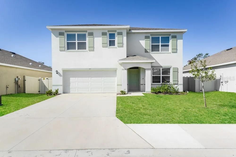 Active With Contract: $3,150 (5 beds, 3 baths, 2616 Square Feet)