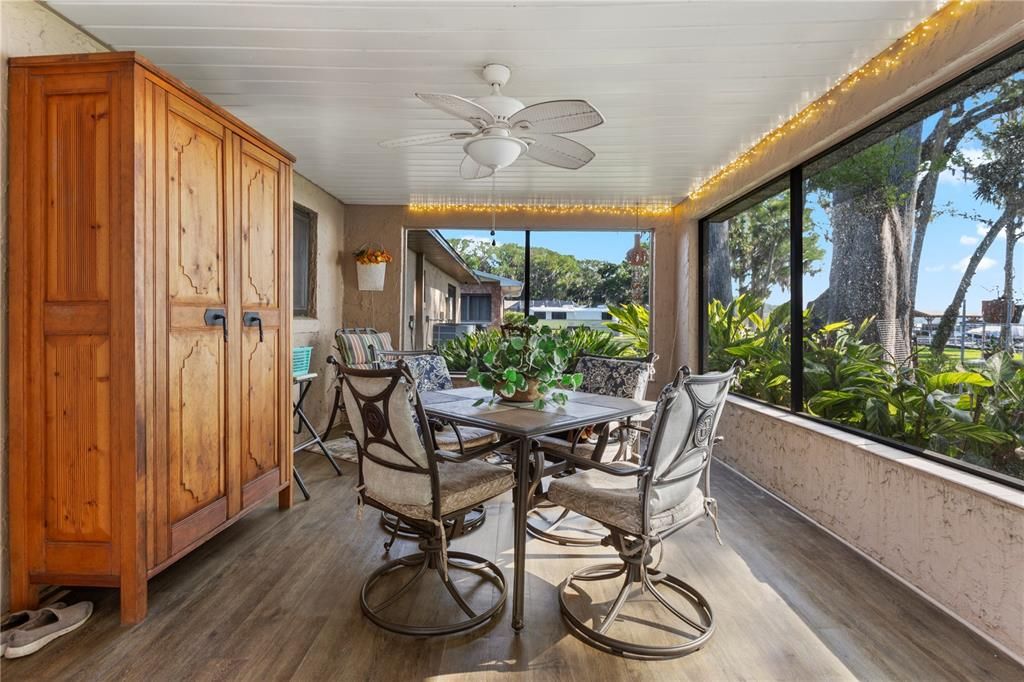 待售: $749,999 (3 贝兹, 2 浴室, 2232 平方英尺)