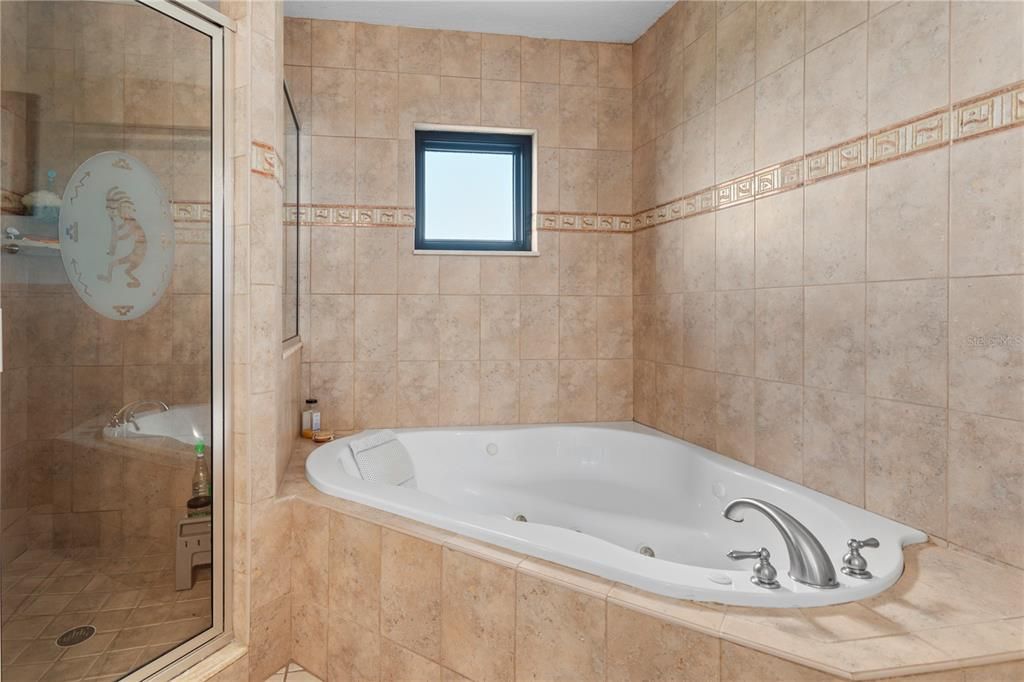 待售: $749,999 (3 贝兹, 2 浴室, 2232 平方英尺)