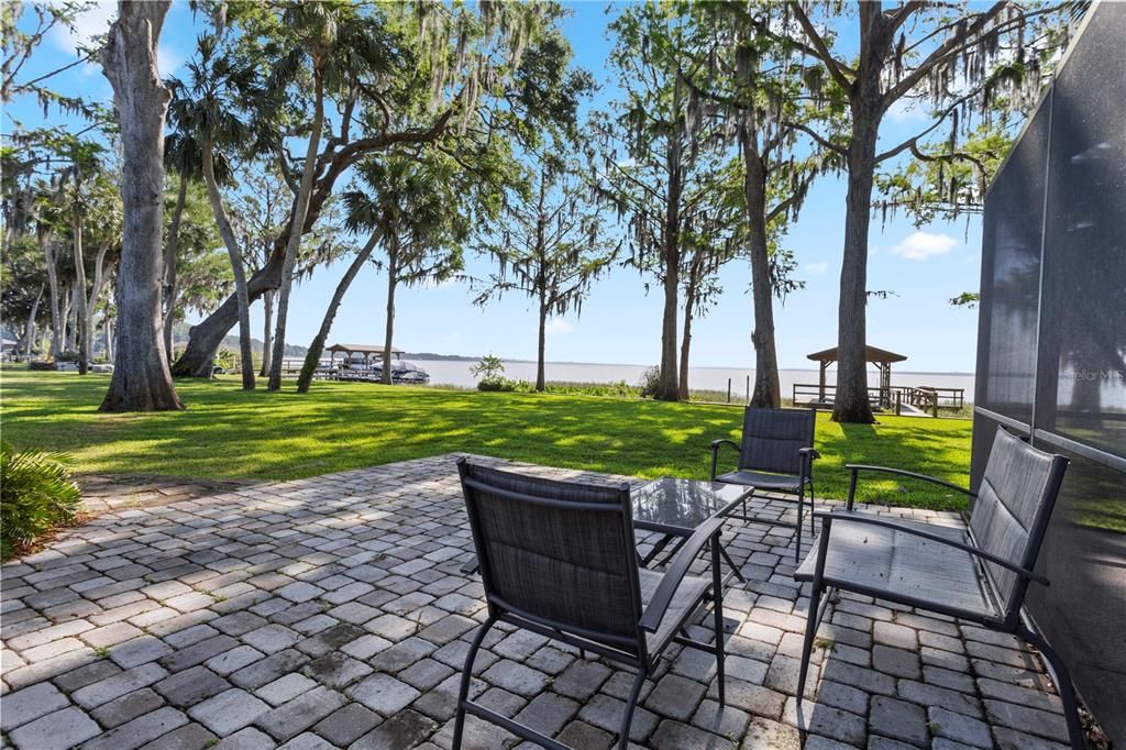 待售: $749,999 (3 贝兹, 2 浴室, 2232 平方英尺)