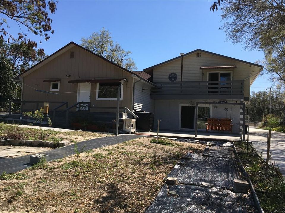 En Venta: $410,000 (5 camas, 3 baños, 2469 Pies cuadrados)