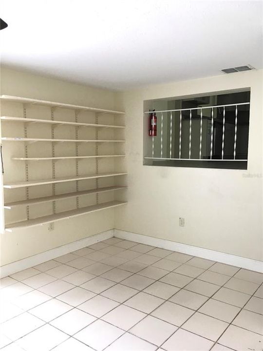 En Venta: $410,000 (5 camas, 3 baños, 2469 Pies cuadrados)