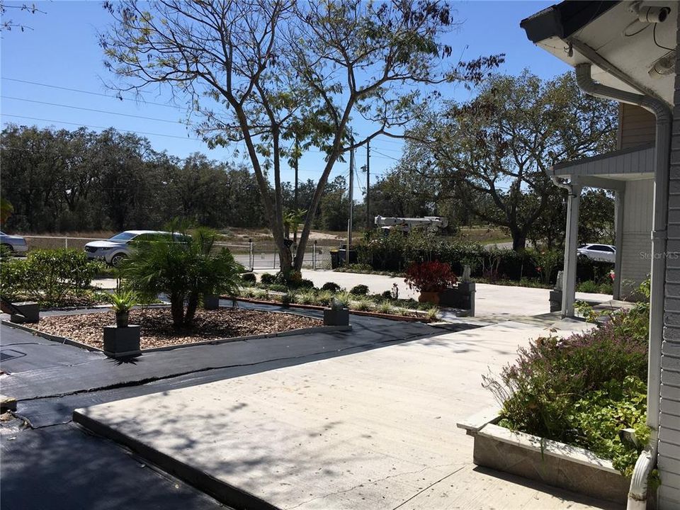 En Venta: $410,000 (5 camas, 3 baños, 2469 Pies cuadrados)