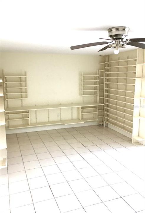 En Venta: $410,000 (5 camas, 3 baños, 2469 Pies cuadrados)