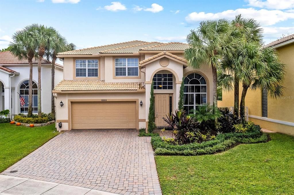 Vendido Recientemente: $760,000 (4 camas, 2 baños, 3028 Pies cuadrados)