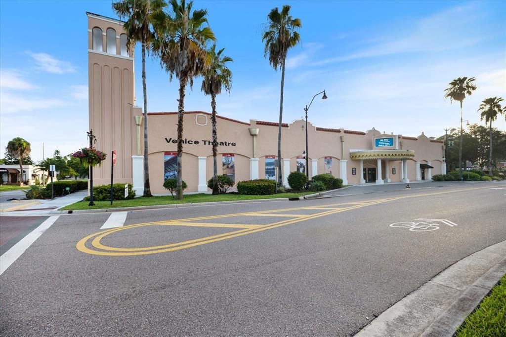 Active With Contract: $125,000 (2 beds, 2 baths, 811 Square Feet)